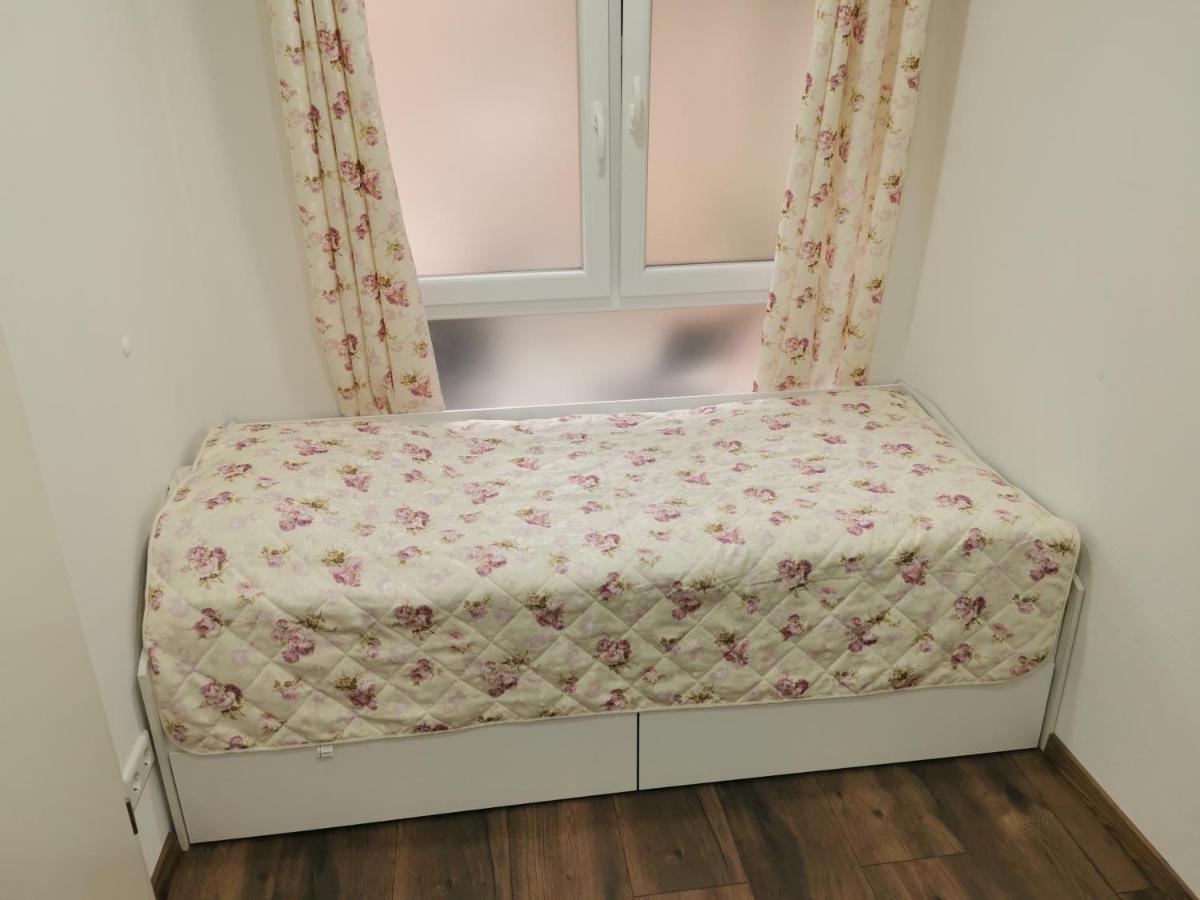 Apartment "Lyon" Korschenbroich Bagian luar foto